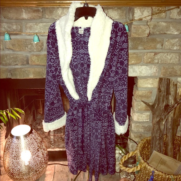 Ulta Beauty Other - ☃️ Nwot ULTA S/M super soft fleece bathrobe ☃️